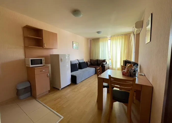 In Panorama Vigo * نيسيبار