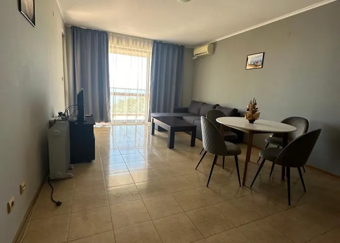 In Panorama Vigo Апартаменти Несебир